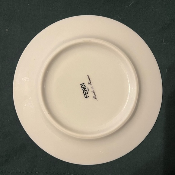 FENDI O'LOCK BOMBONIERE PLATE - Picture 2 of 6